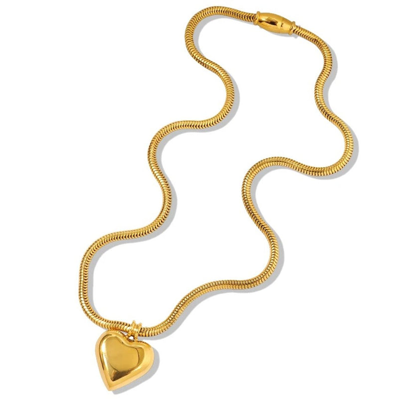 Amara Heart Necklace, heart necklace