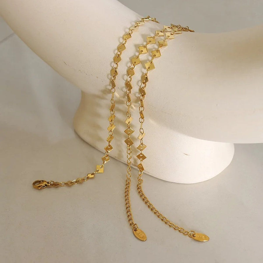 Carré Link Anklet, chain anklet, flat lay