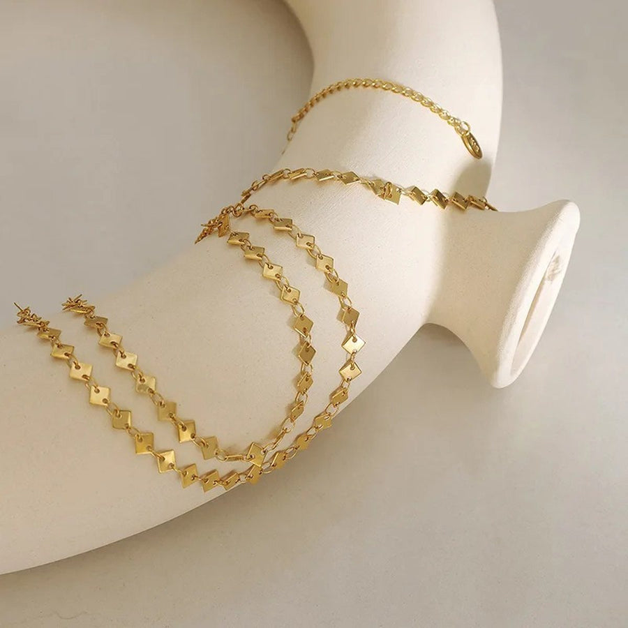 Carré Link Anklet, chain anklet, flat lay