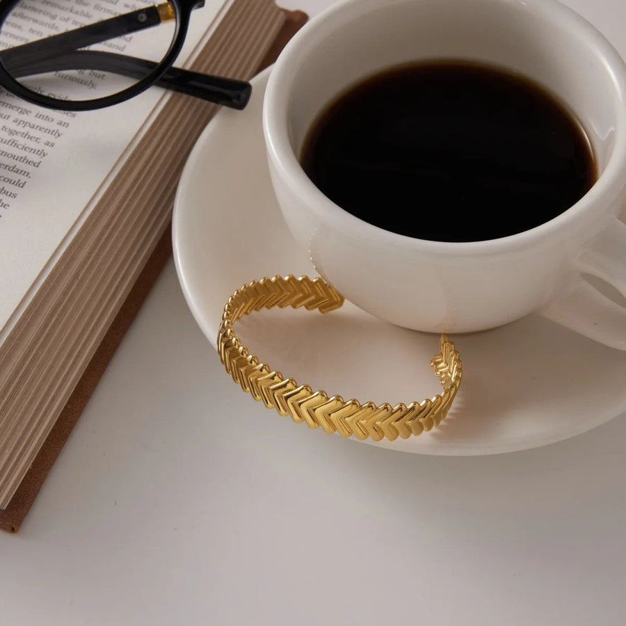 Épi Wheat Gold Cuff Bracelet, flat lay