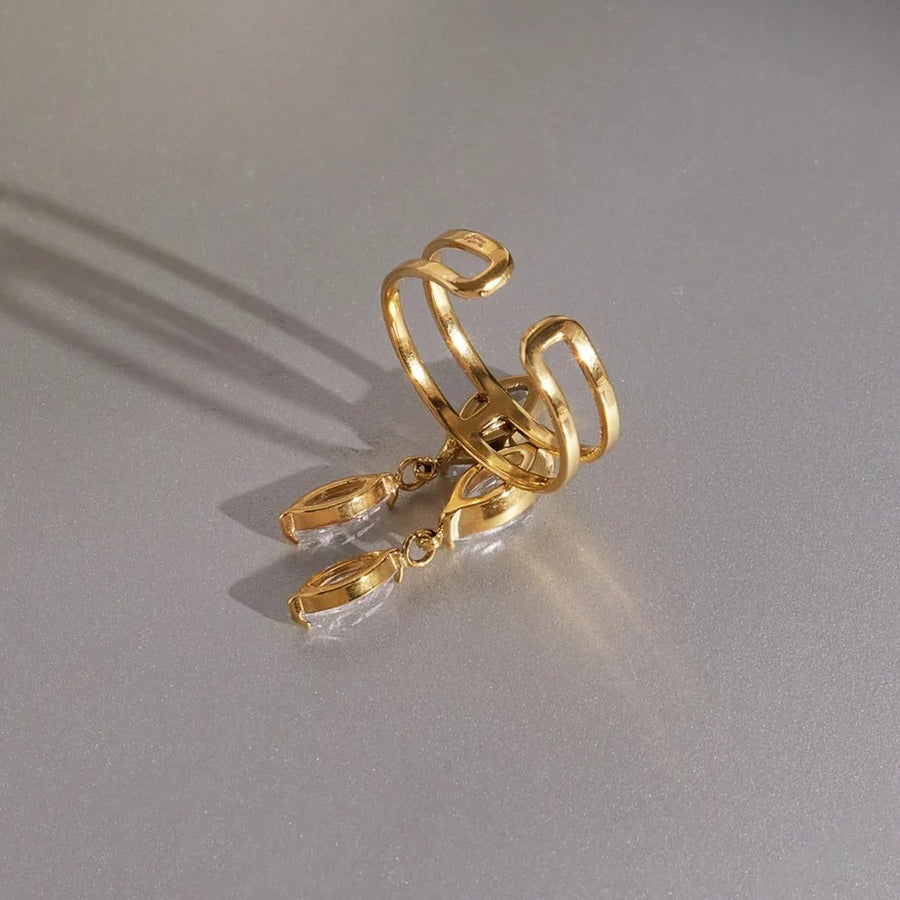 Gisele Gold Drop Ring, close-up of the finish
