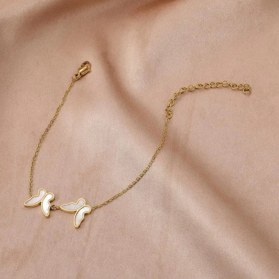 Papillon Butterfly Gold Anklet, flat lay