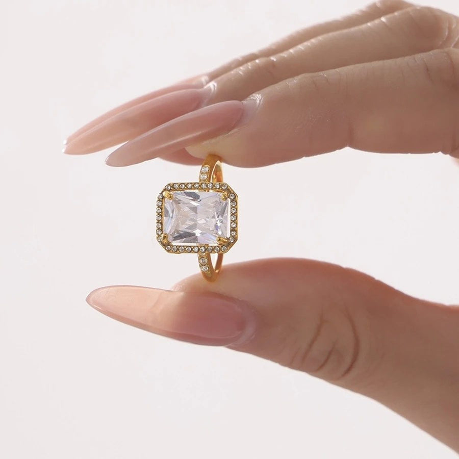 Regal Cushion Gold Ring, close-up detail