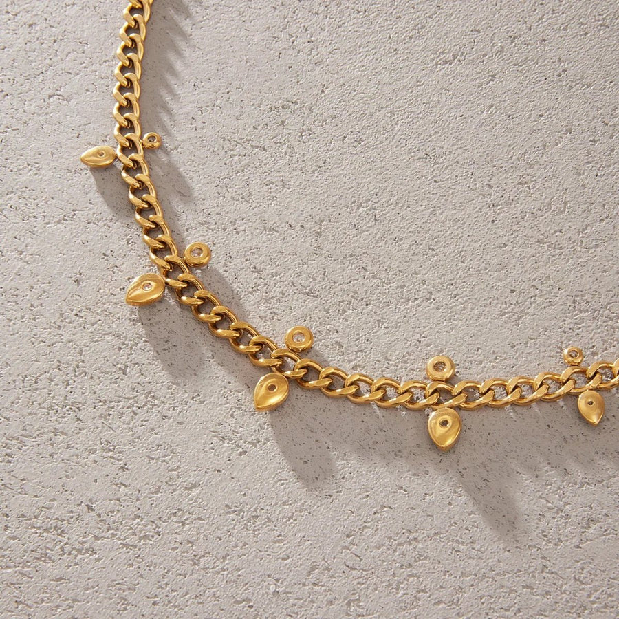 Dewdrop Curb Necklace, chain necklace, detail
