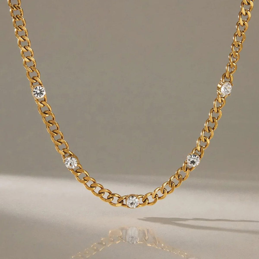 Mila Curb Necklace, chain necklace, detail